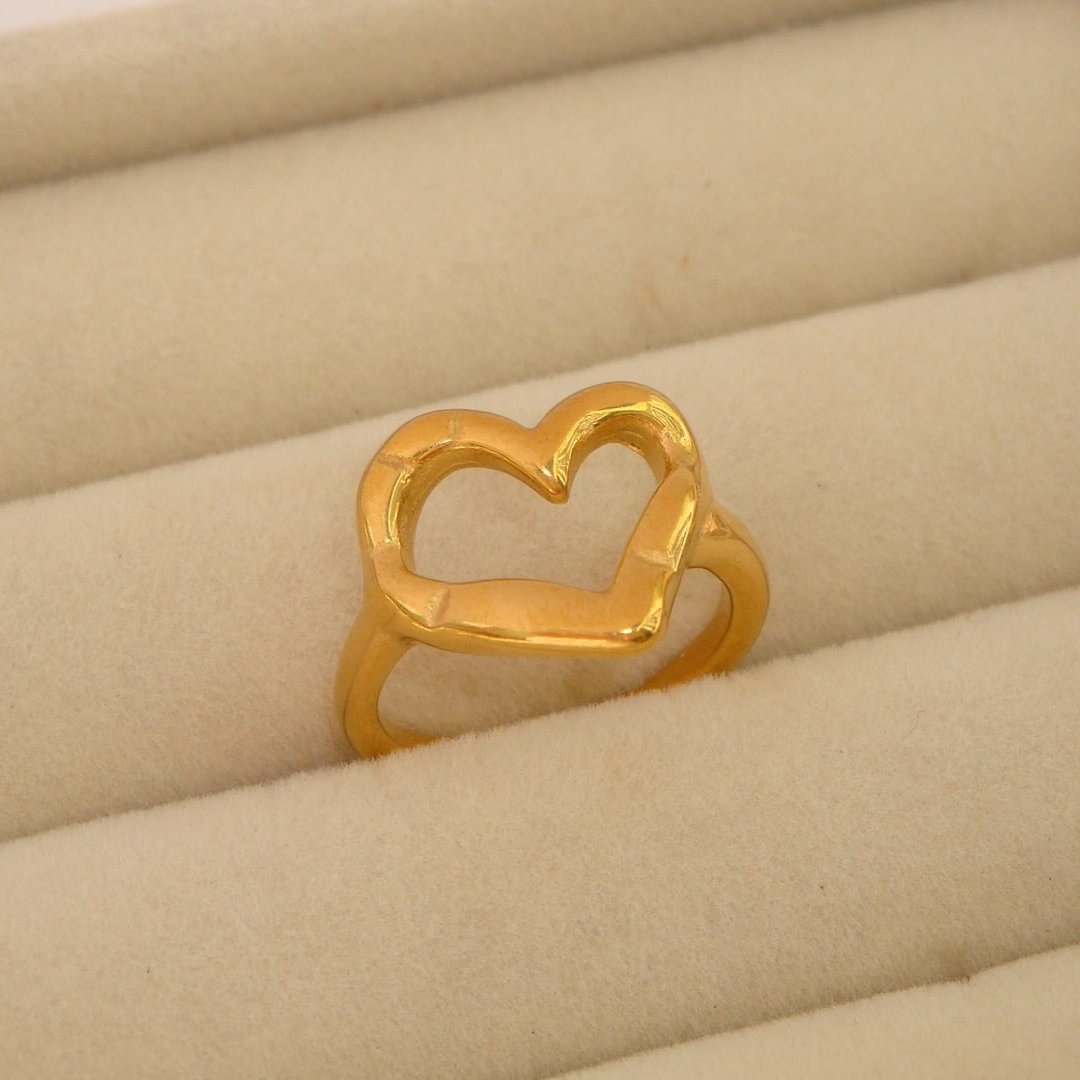 Rustic Heart Ring Gold EmpressVenusJewellery